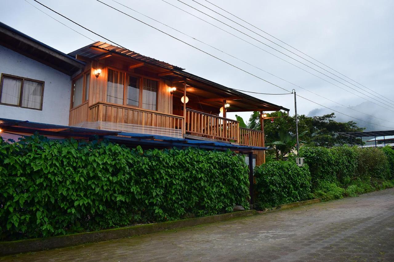 Hostal Los Farolitos Mindo Luaran gambar
